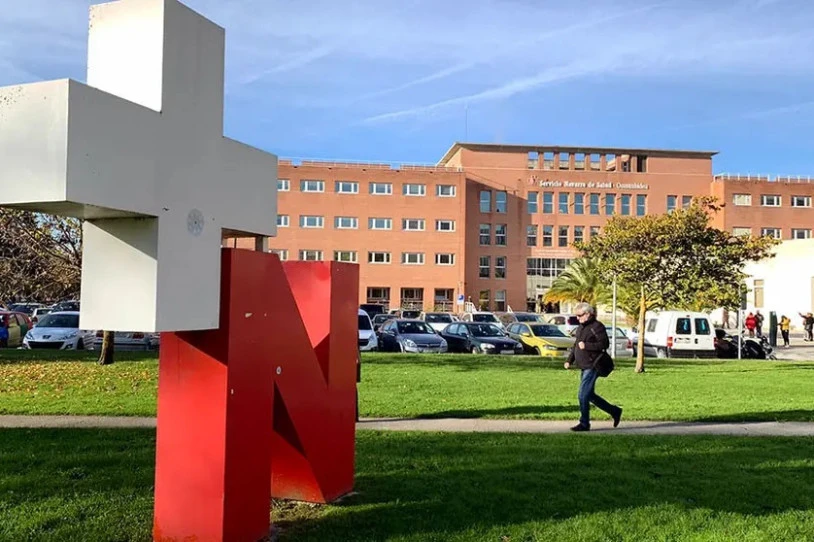 Nafarroako Ospitale Unibertsitarioko osasun-arretaren kalitate eskasa salatu dute langileek
