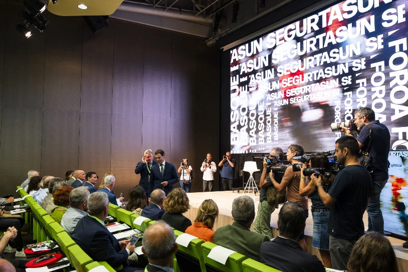 "Segurtasun integralari" buruzko saioei ekin die Jaurlaritzak, "delituen gorakada mozteko"