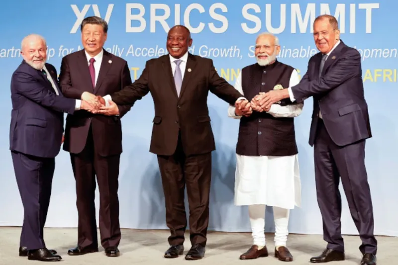 BRICS taldeak su-etena eskatu du Gazan, eta zigorrak eta muga-zergak kritikatu ditu