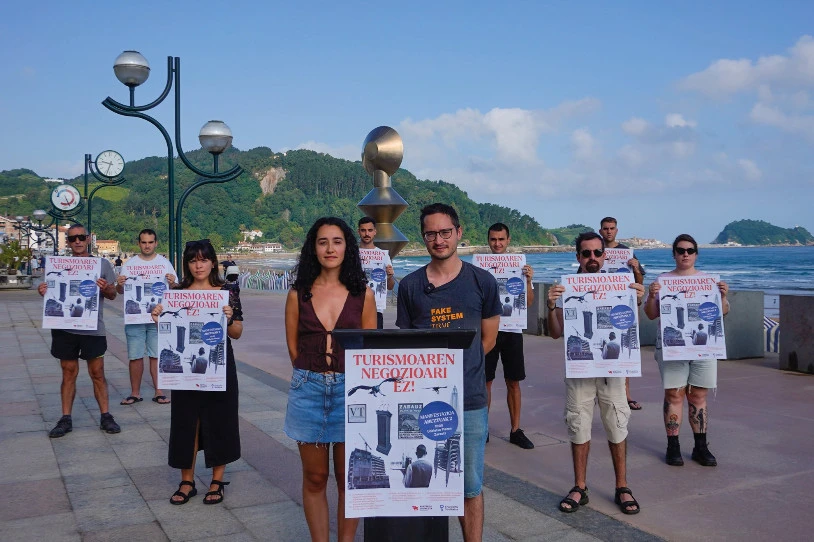 Abuztuaren 2an, turismoaren negozioaren aurka mobilizatzera deitu du Urola Kostako Kontseilu Sozialistak