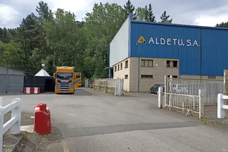 Greba mugagabera jo dute Lemoako Aldetu enpresako langileek, kaleratze posibleen aurka