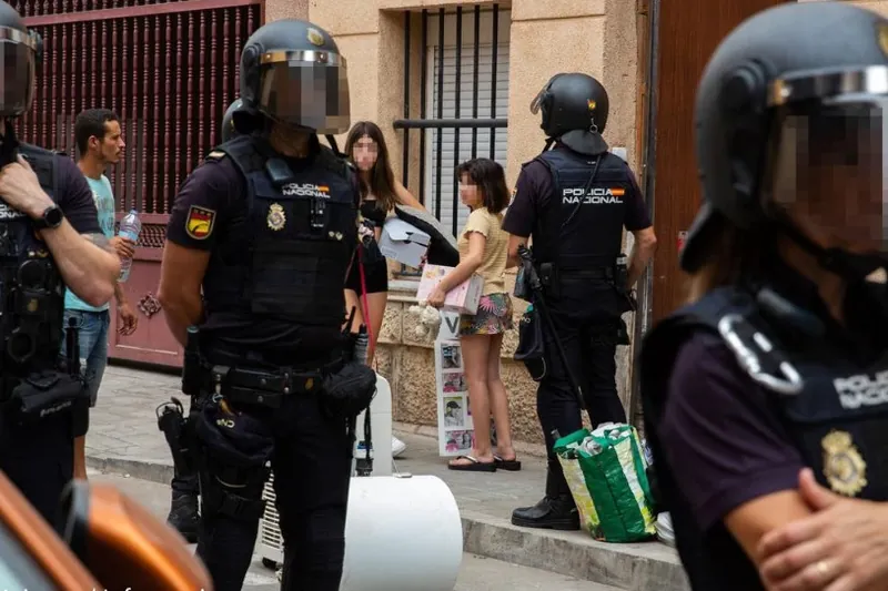 700.000 etxegabetze baino gehiago 2012tik Espainiako Estatuan, eta ez da Poliziaren kontzientzia-objekzio bat bera ere izan