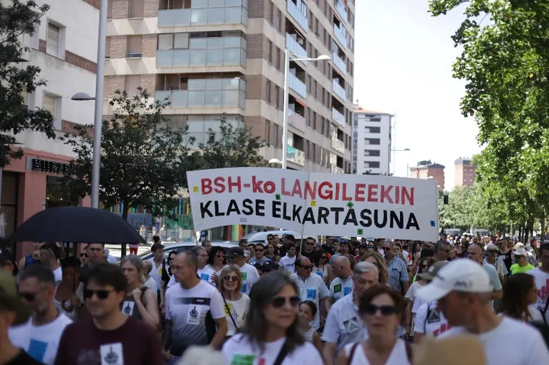 609 langile kaleratuko dituzte Ezkirozko BSHn