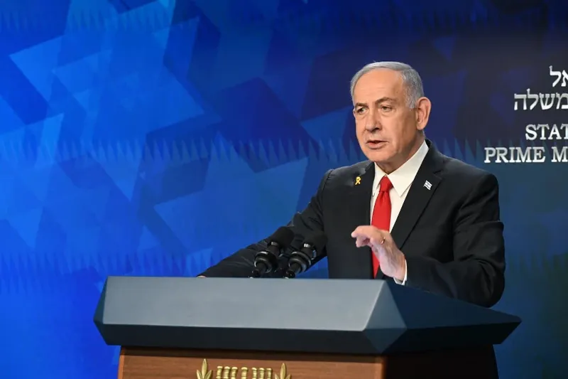 Netanyahuk Israel Premier Tech taldea babestu du, Vueltako protesten harira