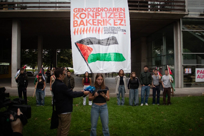 Irailaren 18an, campusetan Palestinaren alde mobilizatzera deitu du IAk