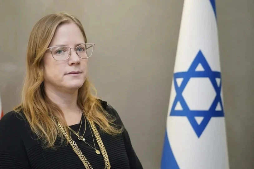 Israelgo enbaxadoreak bertan behera utzi behar izan du Bilboko hitzaldia