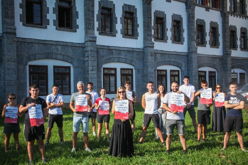 Urriaren 18an ospatuko dute Esklabak Zentro Sozialistaren 7. urteurrena