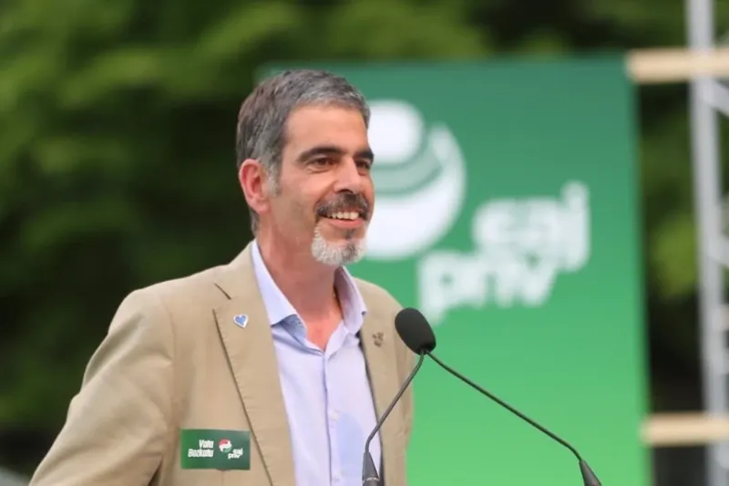 Dimisioa eman du Eneko Goia Donostiako alkateak