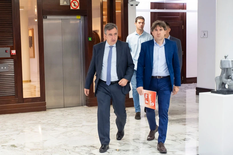 EAJ eta PSE-EE tirabiran, autonomia-estatutuaren berritzearen harira