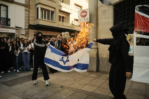 Israelen harremanak Euskal Herrian: EHU eta genozidioaren konplizeak