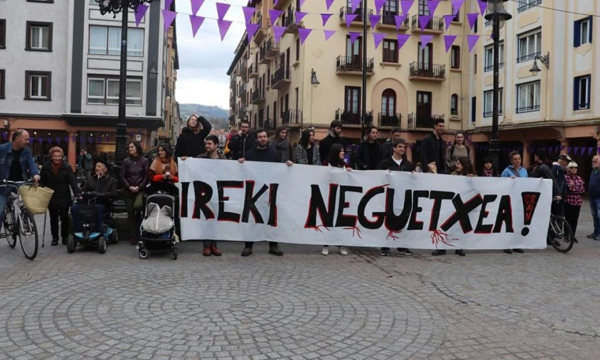 Geriza, errealitate gordinenei aterpe emateko ekimena Zarautzen