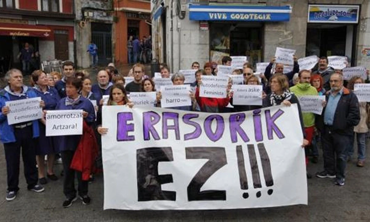 Bikotekidea erasotzeagatik gizon bat atxilotu dute Bermeon