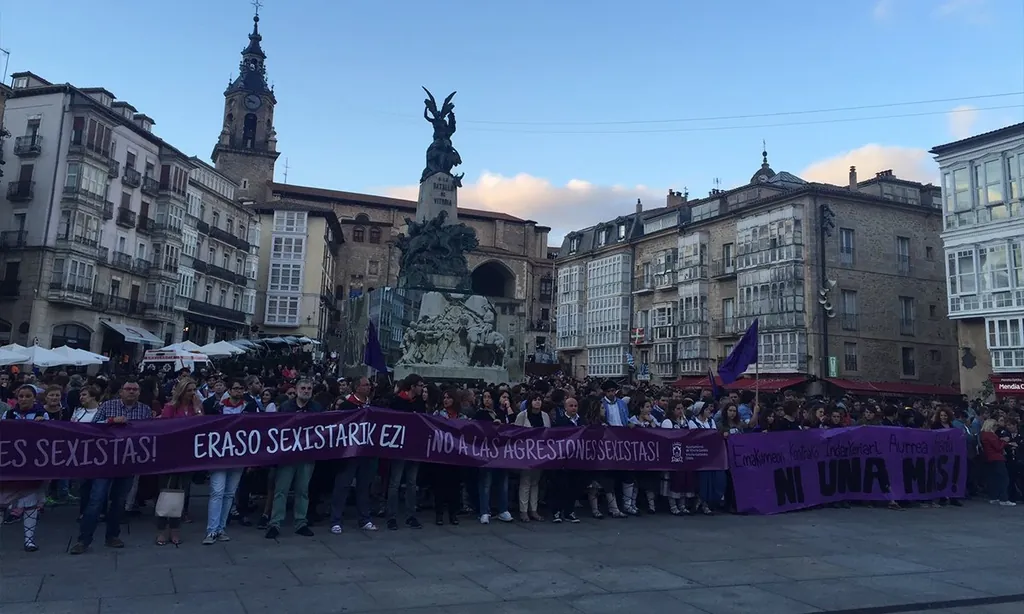 Beste eraso matxista bat ikertzen ari dira Gasteizen emakume batek jarri duen salaketa dela eta