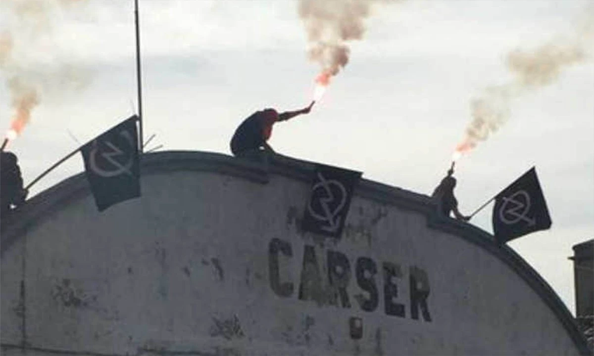 "Ezkutuan" desalojatu nahi dituzte Errotxapeako Gaztetxeko kideak