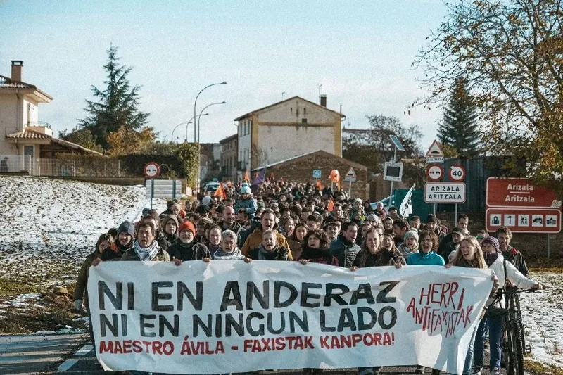 "Sektaren presentziak eta faxismoaren hedapenak ideologia estremisten eta faxisten aurka gauden guztiok inplikatzen gaitu"