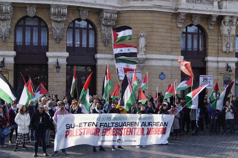 "Su-eten faltsuaren" aurka mobilizatu da Palestinarekin Elkartasuna