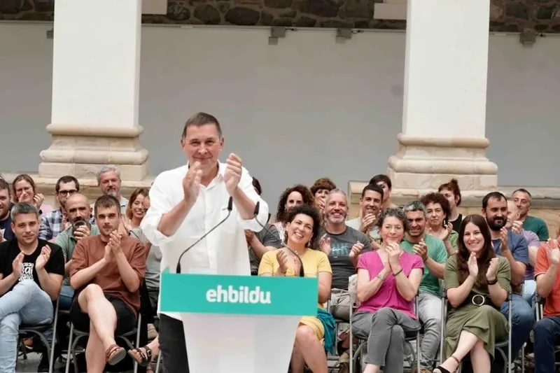 PSOE legitimatzeko kanpainarekin jarraitzen du EH Bilduk: Cerdanetik fiskal nagusiraino