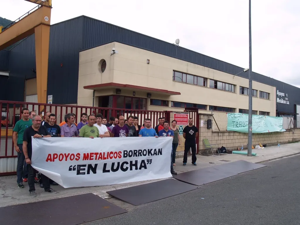 Olaztiko lantokia itxi nahi du Apoyos Metalicos enpresako zuzendaritzak