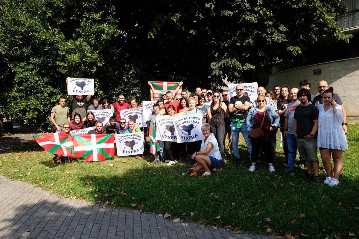 Zigor Merodio preso politikoa aske utzi dute, hamahiru urte kartzelan eman ondoren