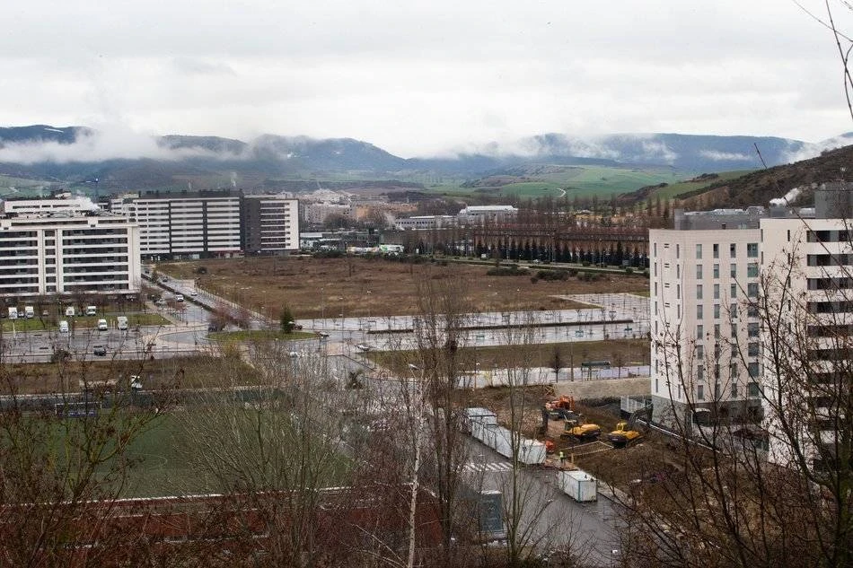 Langile bat eraila Burlatan, urteko hogeita hamalaugarrena gutxienez