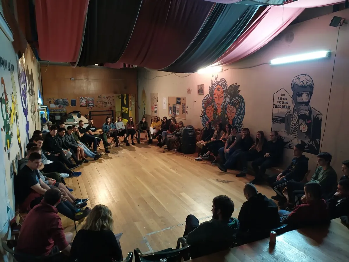 'Sugarra piztu, Lizarra berpiztu' jardunaldiak, Sugarra gaztetxean