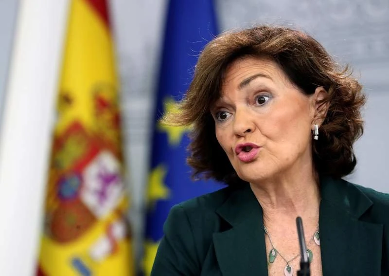 Espainiako Gobernuak lege dekretu bat aldatu du, sare eta orrialde digitalak kontrolatu ahal izateko
