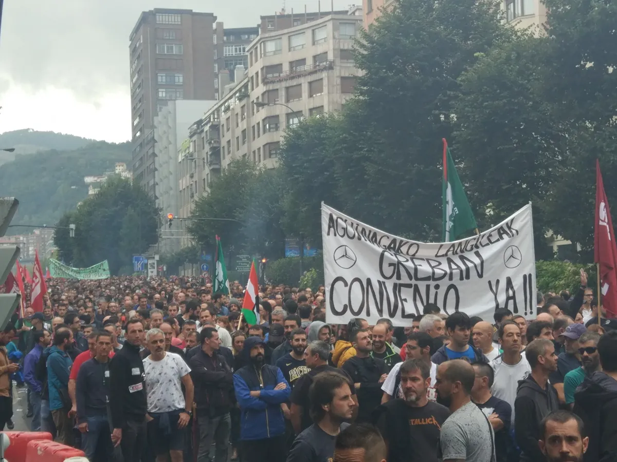 Metalgintzako langileek kontraeskaintza luzatu diote patronalari