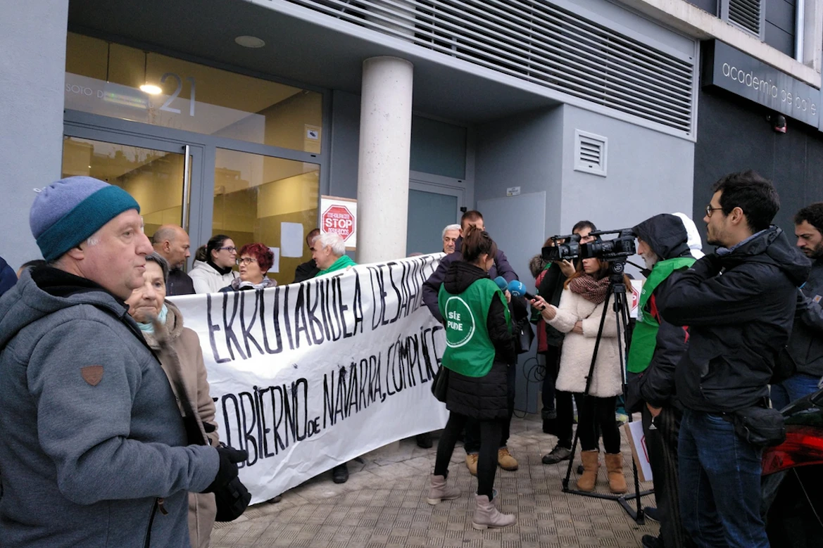 Astelehenean familia bat etxegabetuko dute Iruñean