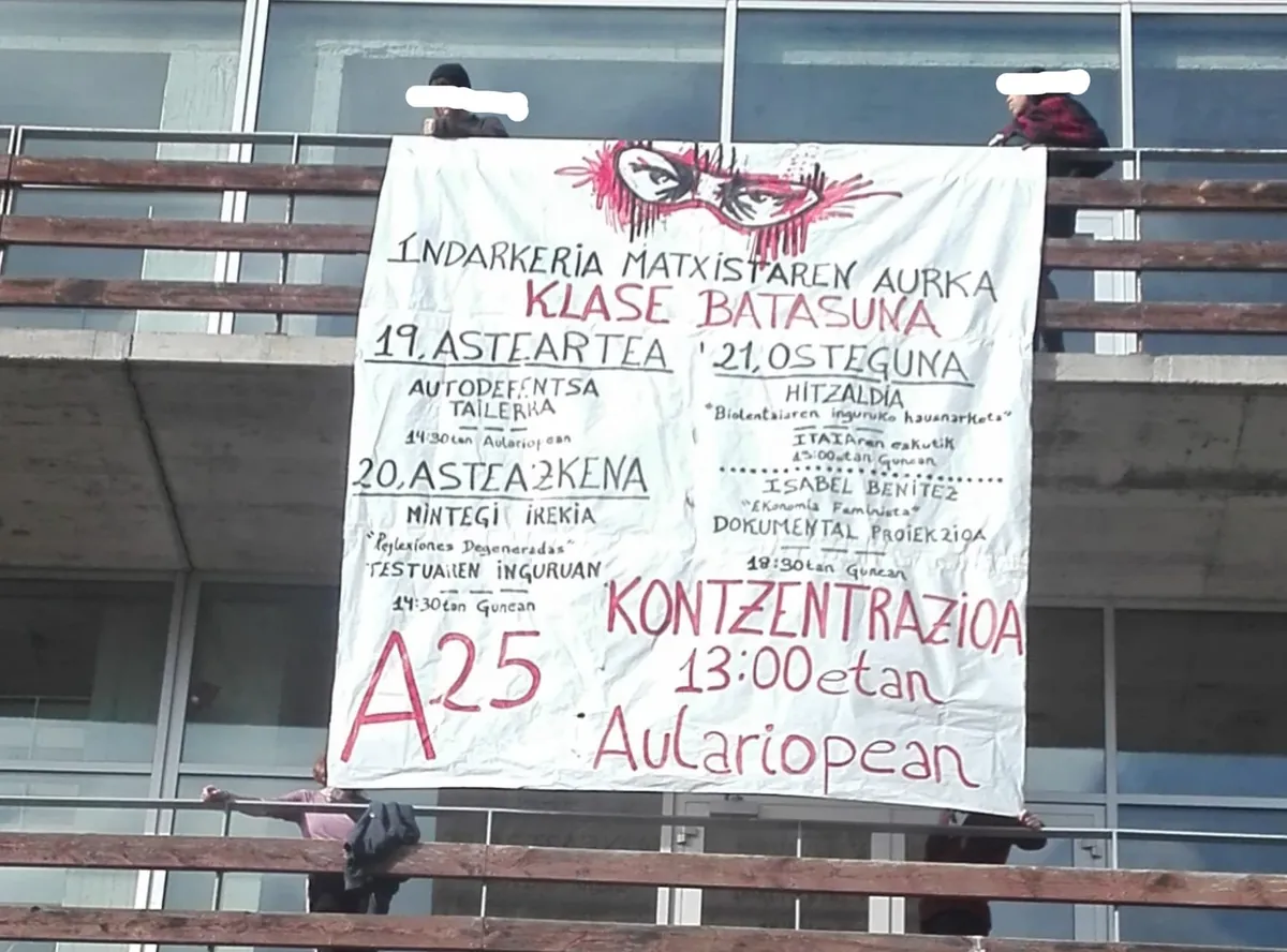 Babesten duten "ildo sozialista" dela-eta, erasoak jasan dituzte Arrakalako kideek
