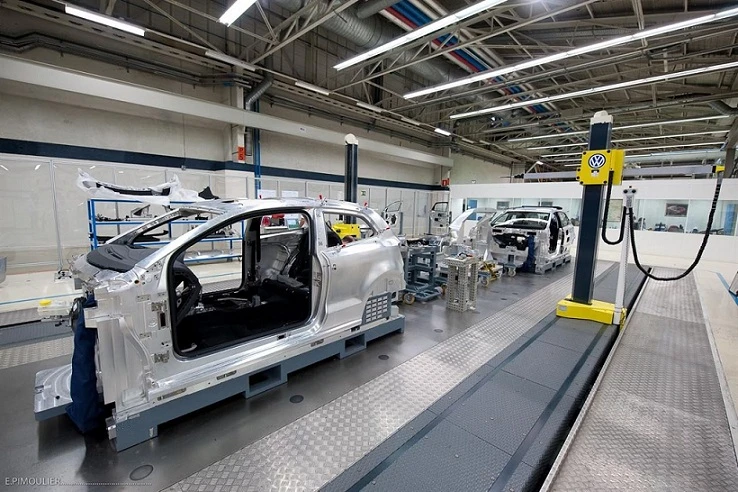 Bost eguneko greba eginen dute Volkswagenen, aurrerantzean langileen bajak mutualitate batek kudeatuko dituela salatzeko