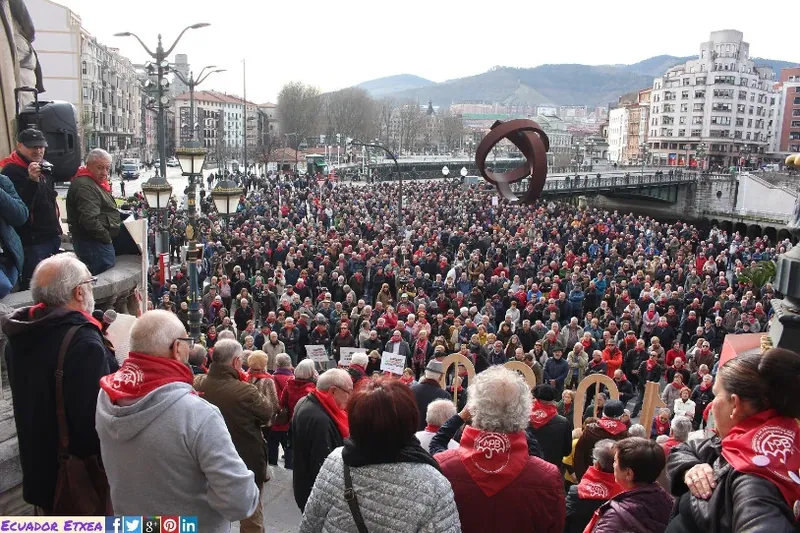 Bi urteren ondoren, kalean jarraitzen du pentsioen aldeko borrokak