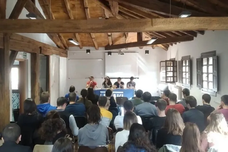 Apustu etxeen aurkako dinamika jarri du martxan Lubaki Langile Elkartasun Sareak