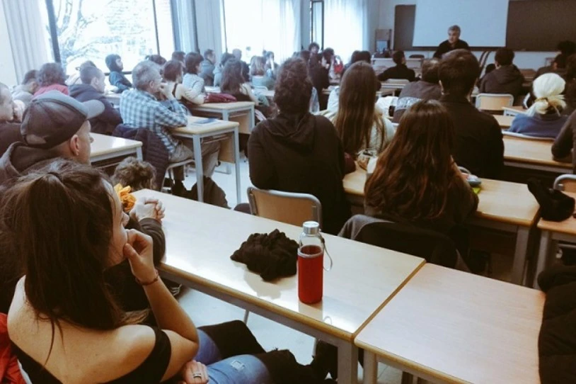 Aurrera doaz tokian tokiko Herri Unibertsitateak