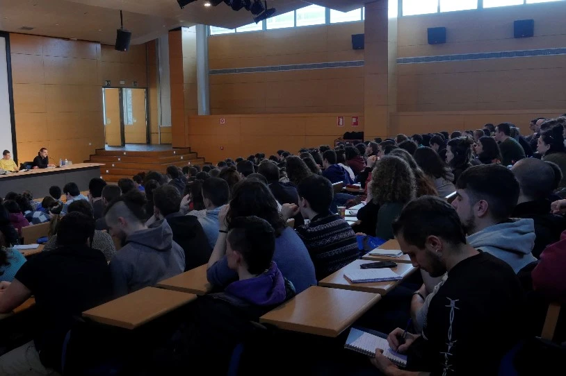 Herri Unibertsitate nazionalak ehunka lagun bildu ditu Leioan, beste urte batez