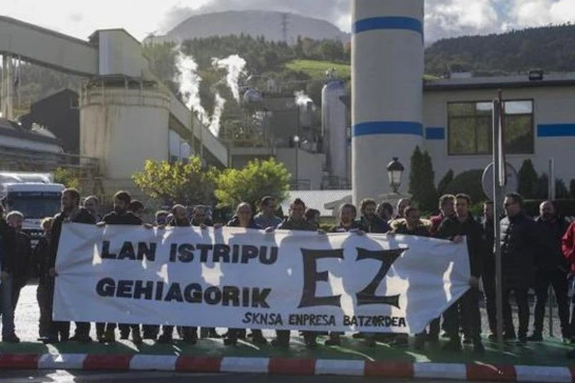 Langile bat zauritu da Smurfit Kappa enpresak Iurretan duen lantegian