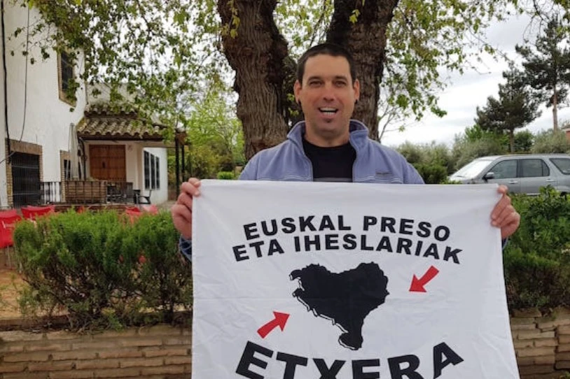 Kalean da Oskar Calabozo preso politikoa