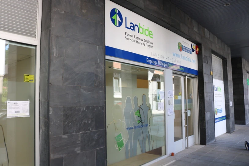 Martxoan gutxienez 14.364 langile sartu dira langabezian Hego Euskal Herrian