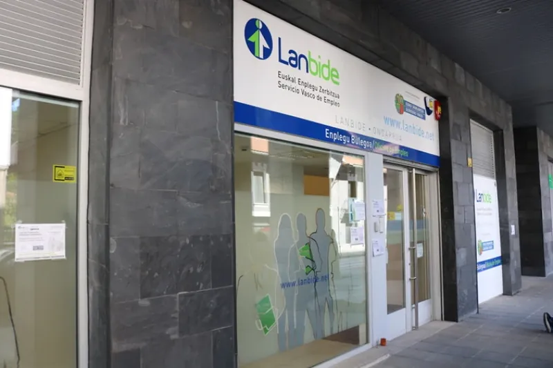 Martxoan gutxienez 14.364 langile sartu dira langabezian Hego Euskal Herrian