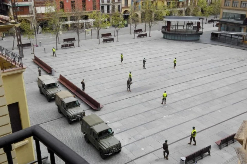 Espainiako Armadako militarrek Nafarroako hainbat herri hartu dituzte egunotan
