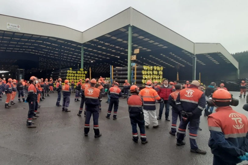 Uztailera arte iraungo duen lan-erregulazio txostena ezarri eta 759 kontratu eten ditu Tubos Reunidosek