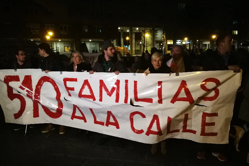 Apirileko alokairua ordaindu ezin izan duten Benta Berriko maizterrei mehatxu egin die Testa Socimi funtsak