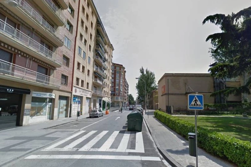 Emakume bati eraso egin dio gizonezko batek Iruñean