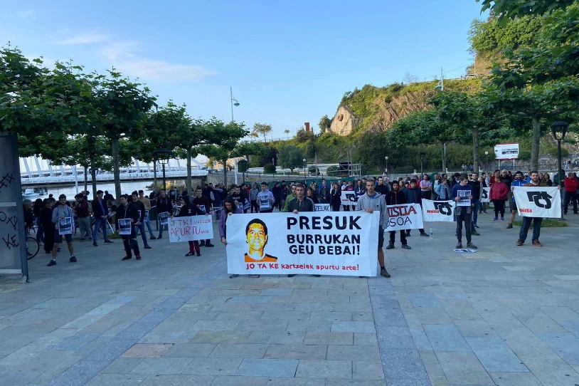 Patxi Ruizek zortzigarren eguna egingo du gose eta egarri greban, eta elkartasunak hartu ditu Euskal Herriko hamaika txoko