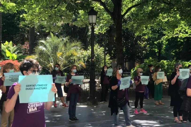 Gipuzkoako adinekoen egoitzetako beharginek mobilizazioak berrartu dituzte, geldialdi behartuaren ostean