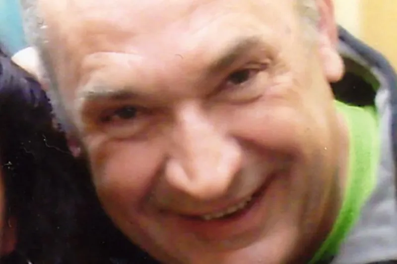 Buruko isuria izan du Julen Atxurra preso politikoak, eta Puerto I kartzelako erizaindegian dago orain