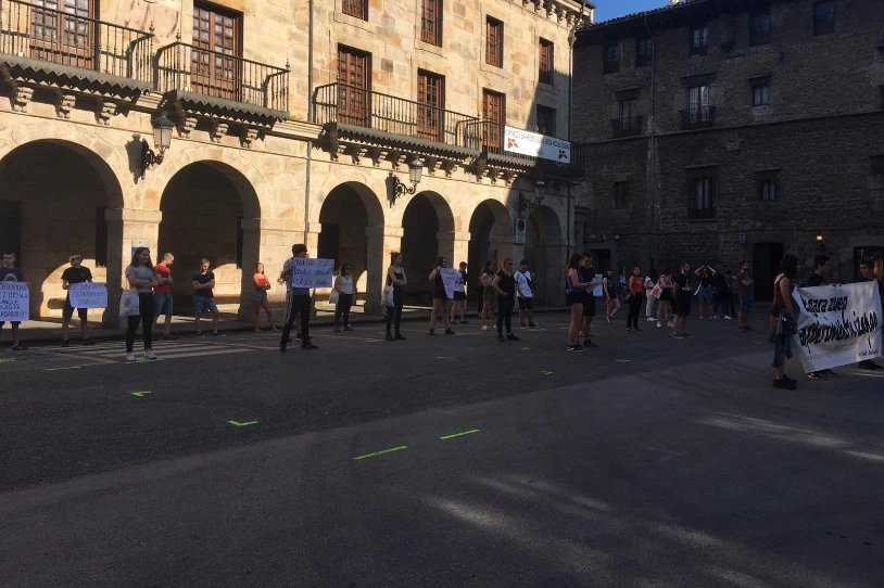 Deba bailarako Ikasle Abertzaleakek antolatuta, Ikasle Martxa izango da hilaren 23tik 25era