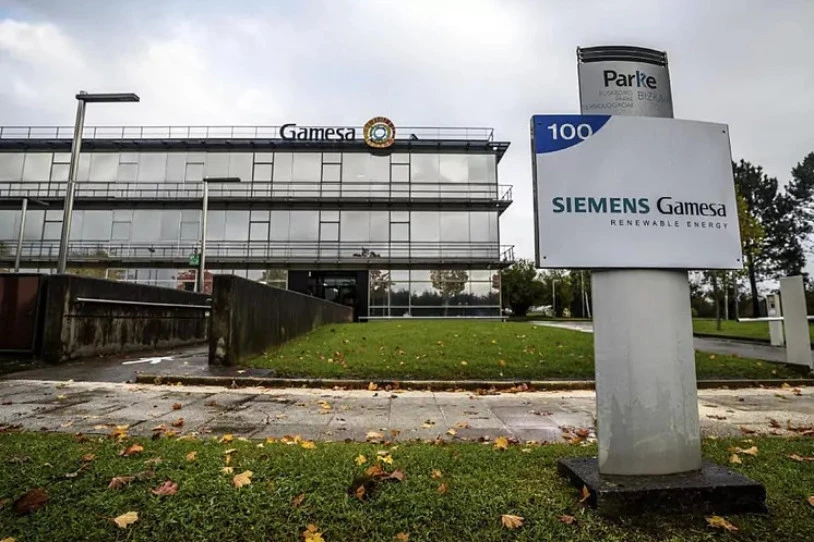 Agoizko Siemens Gamesa behin betiko itxita, lekuz aldatzen ari dira langileak