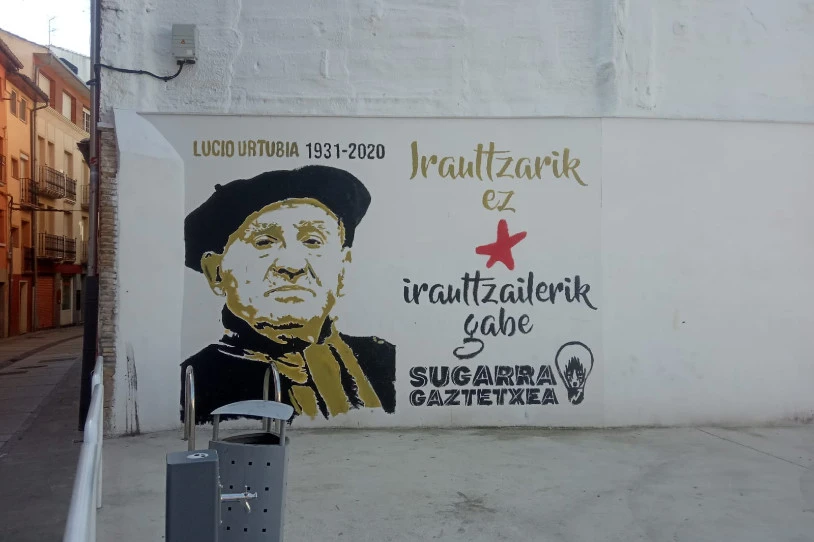 Bi mural ezabatu dituzte Lizarran, udalaren aginduz