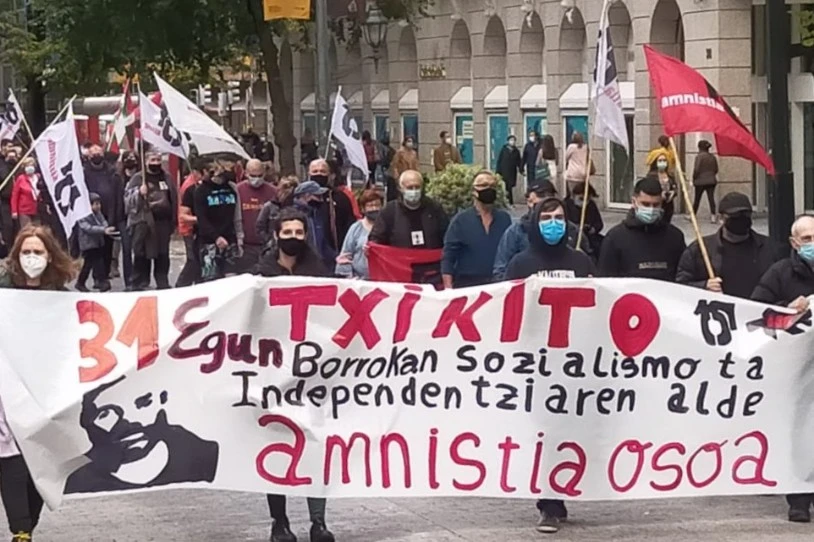 Iñaki Bilbao preso politikoak bost aste daramatza gose eta komunikazio greban