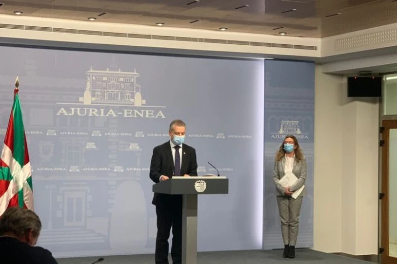 Etxeratze agindua indarrean mantendu eta 22:00etara aurreratuko du Eusko Jaurlaritzak